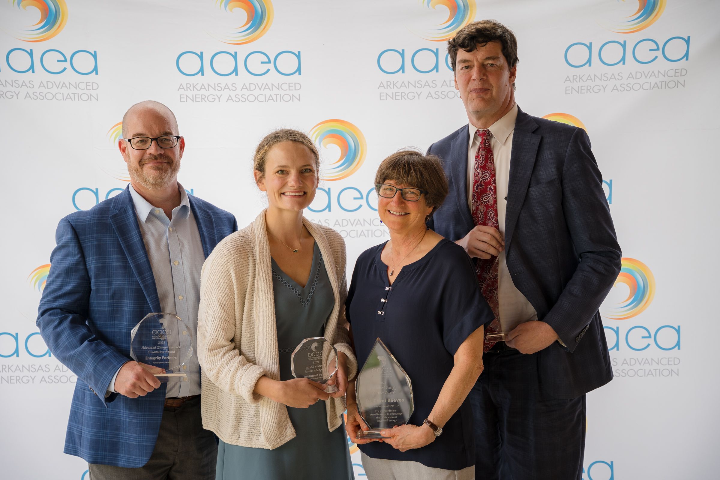 Stacey Svendsen (second from left) with award nominees at emPOWER Arkansas, October 14, 2021. (Arkansas Advanced Energy Association)